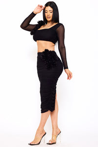 POWER MESH FLORAL &nbsp;APPLIQUE ATTACHED MIDI SKIRT SET