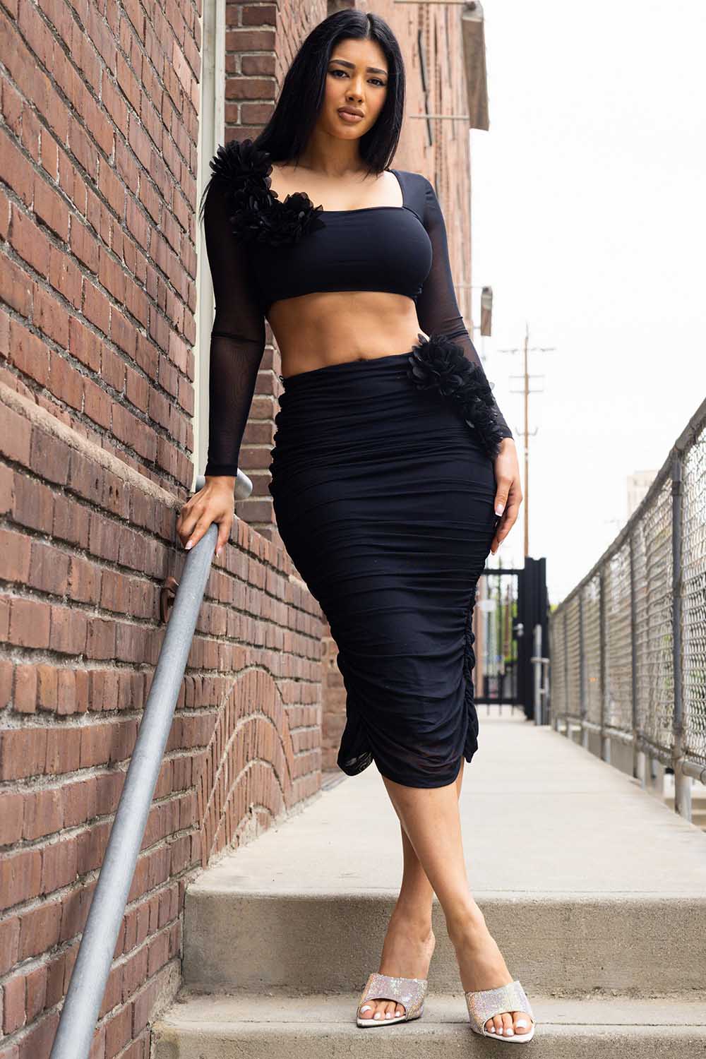 POWER MESH FLORAL &nbsp;APPLIQUE ATTACHED MIDI SKIRT SET