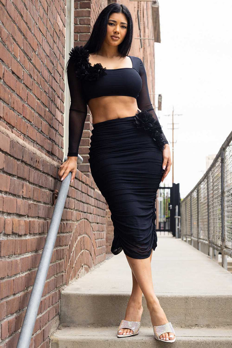 POWER MESH FLORAL &nbsp;APPLIQUE ATTACHED MIDI SKIRT SET