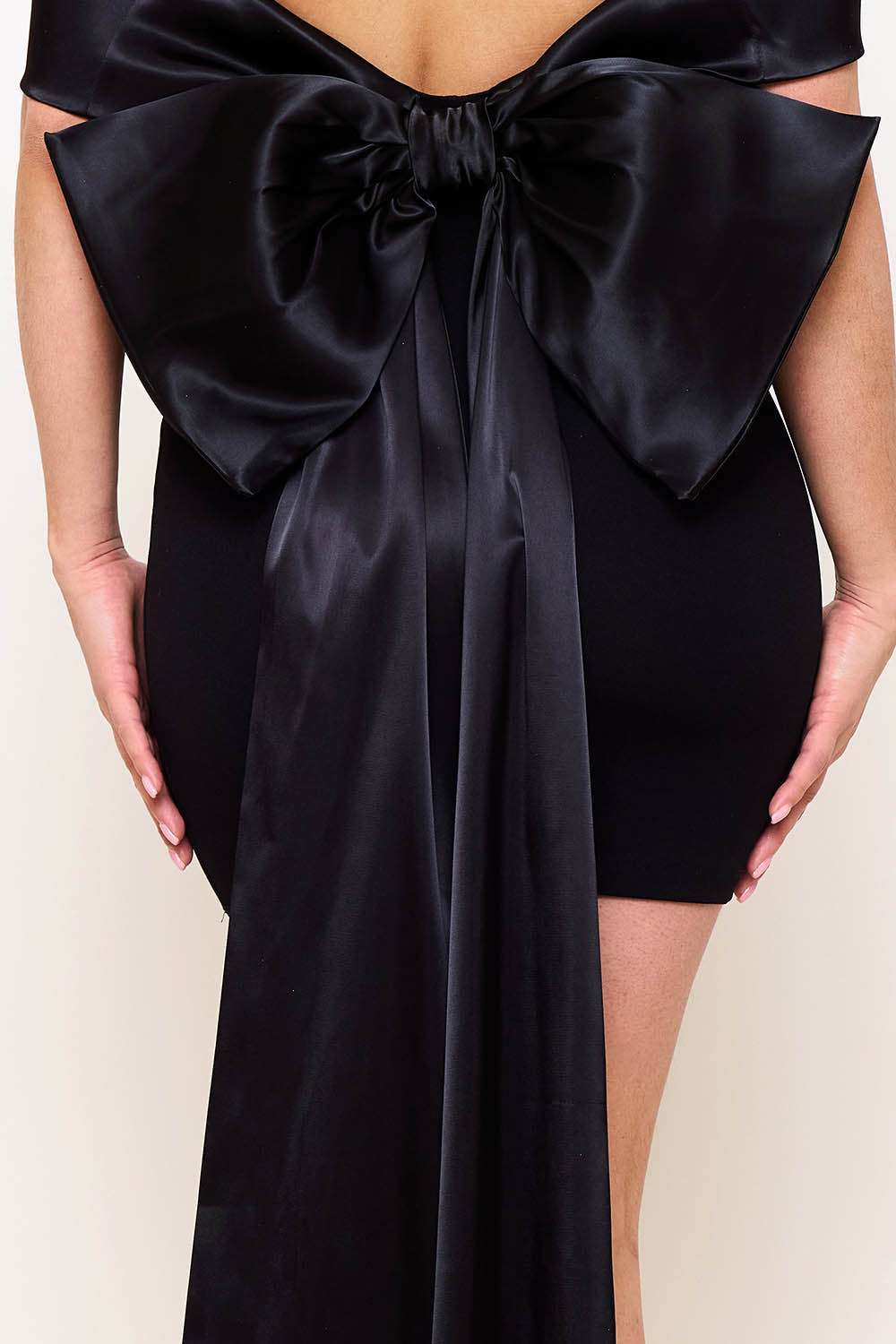 SATIN RIBBON BOW DETAIL BACK MINI DRESS