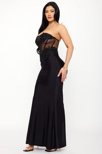 GLITTER SHAKIRA RIB LACE DETAILED MAXI DRESS
