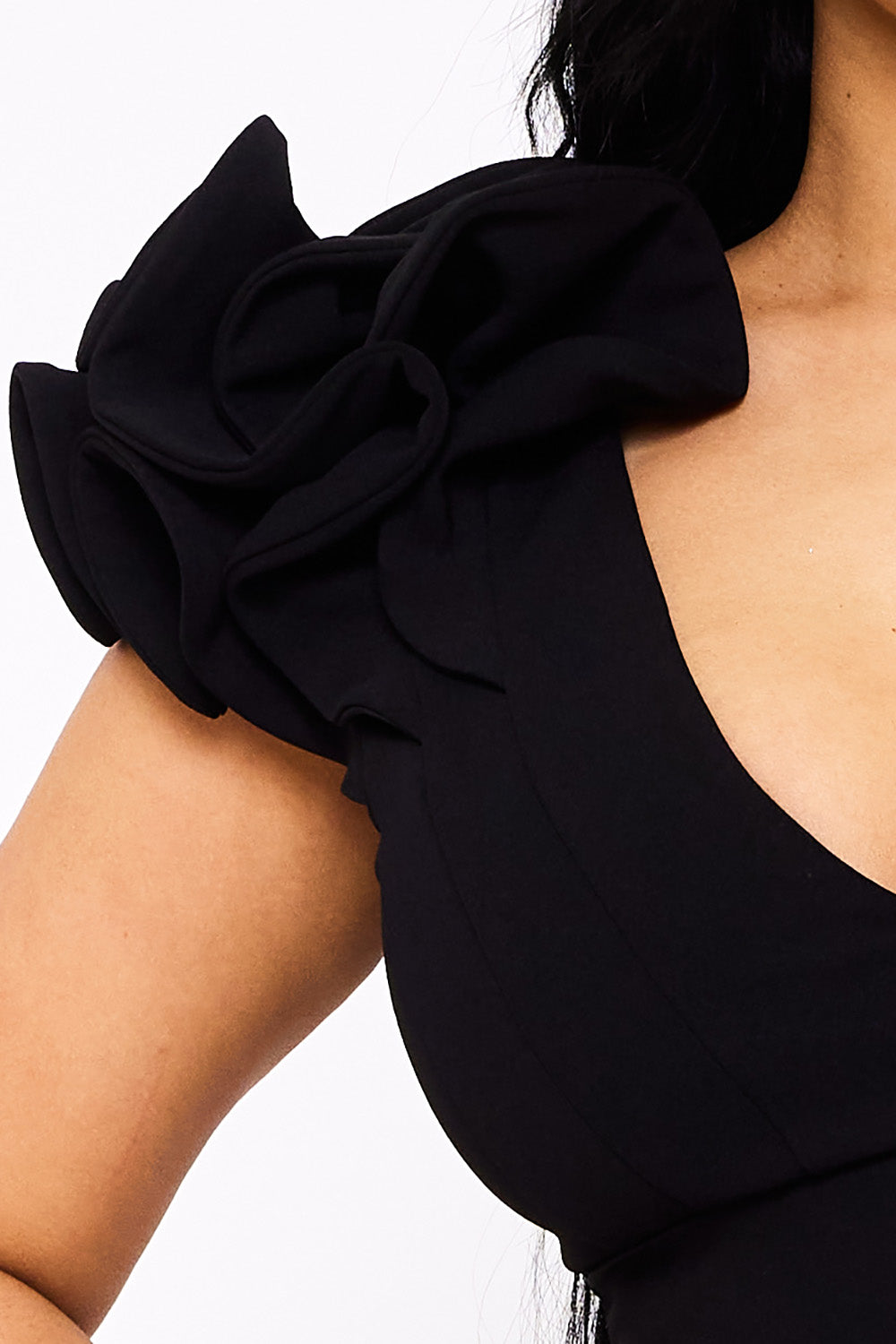 TECHNO CREPE RUFFLE DETAIL MAXI DRESS