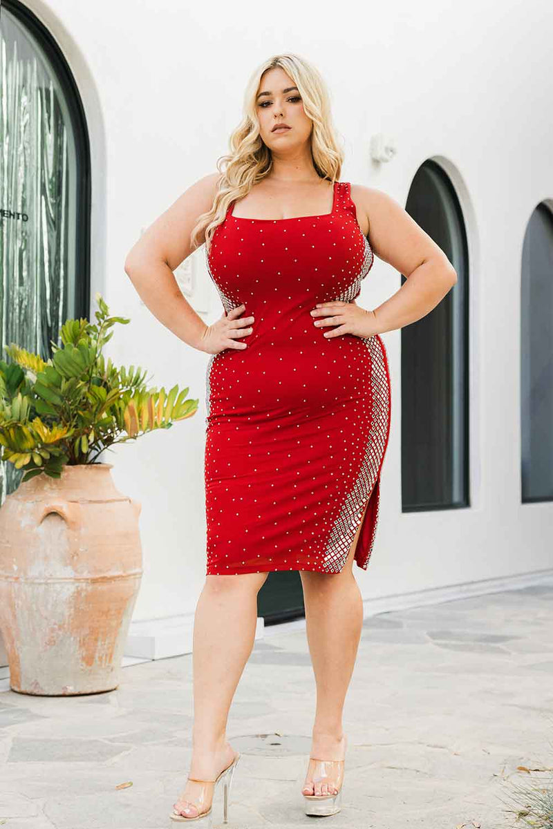 SQUARE RHINESTONE ON THE SIDE PLUS SIZE MIDI DRESS