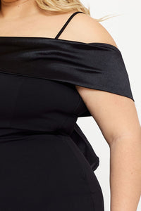 CONTRAST FABRIC OPEN SHOULDER PLUS SIZE MINI DRESS