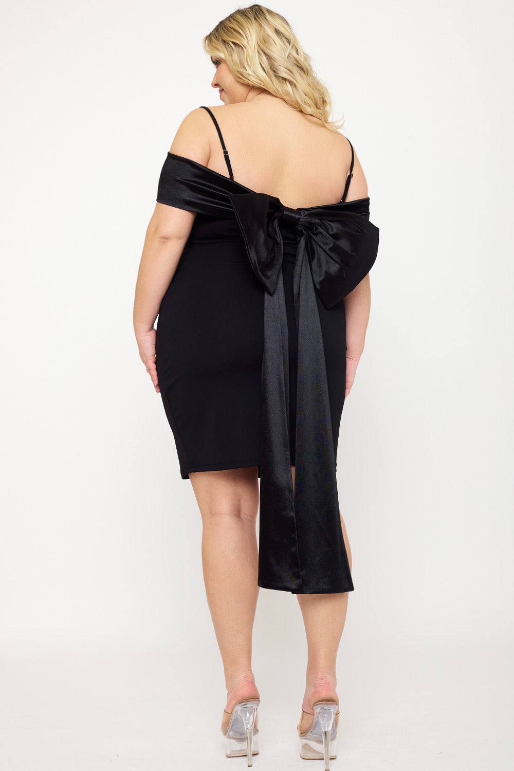 CONTRAST FABRIC OPEN SHOULDER PLUS SIZE MINI DRESS