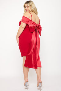 CONTRAST FABRIC OPEN SHOULDER PLUS SIZE MINI DRESS